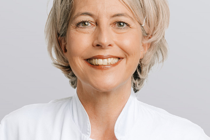 Mitarbeitende 1080x1388px14